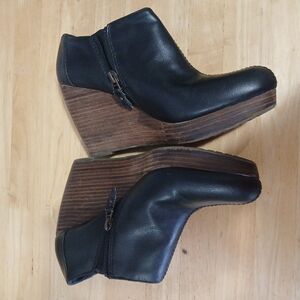 Dr. Scholl's Black Leather Wedge Ankle Boots